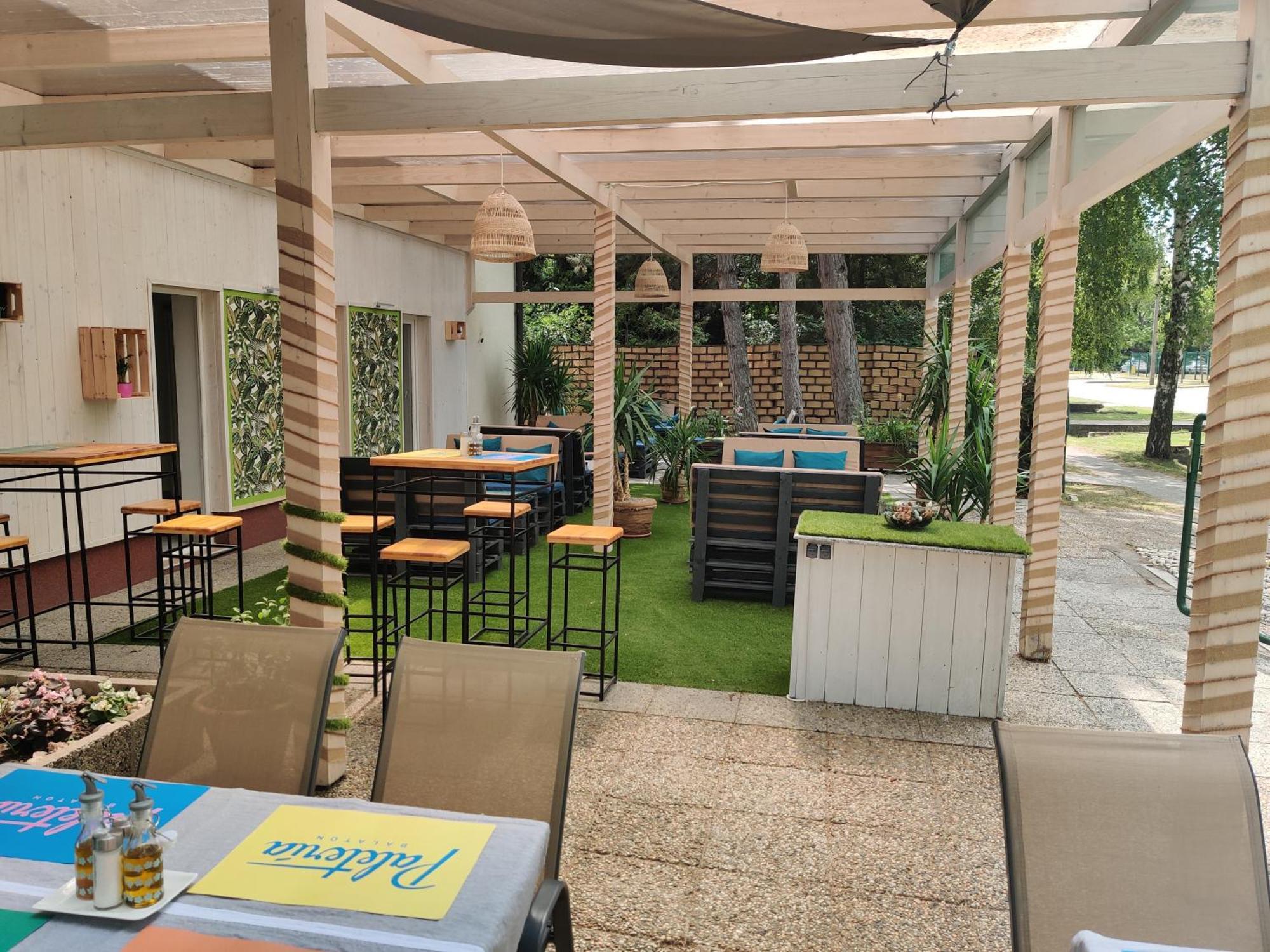 Villa Italia Guest House Siofok Luaran gambar
