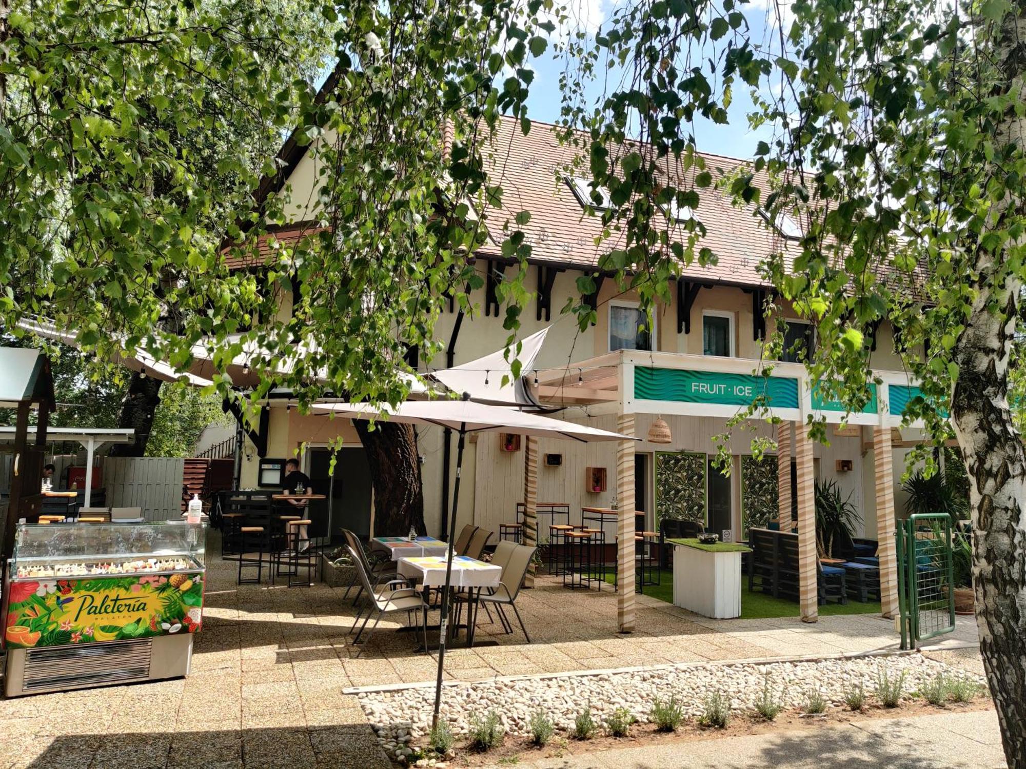 Villa Italia Guest House Siofok Luaran gambar